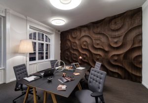 Дизайн стены из дерева